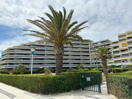 Location appartement à Canet en Roussillon, Appartement moderne avec climatisation, balcon et parking