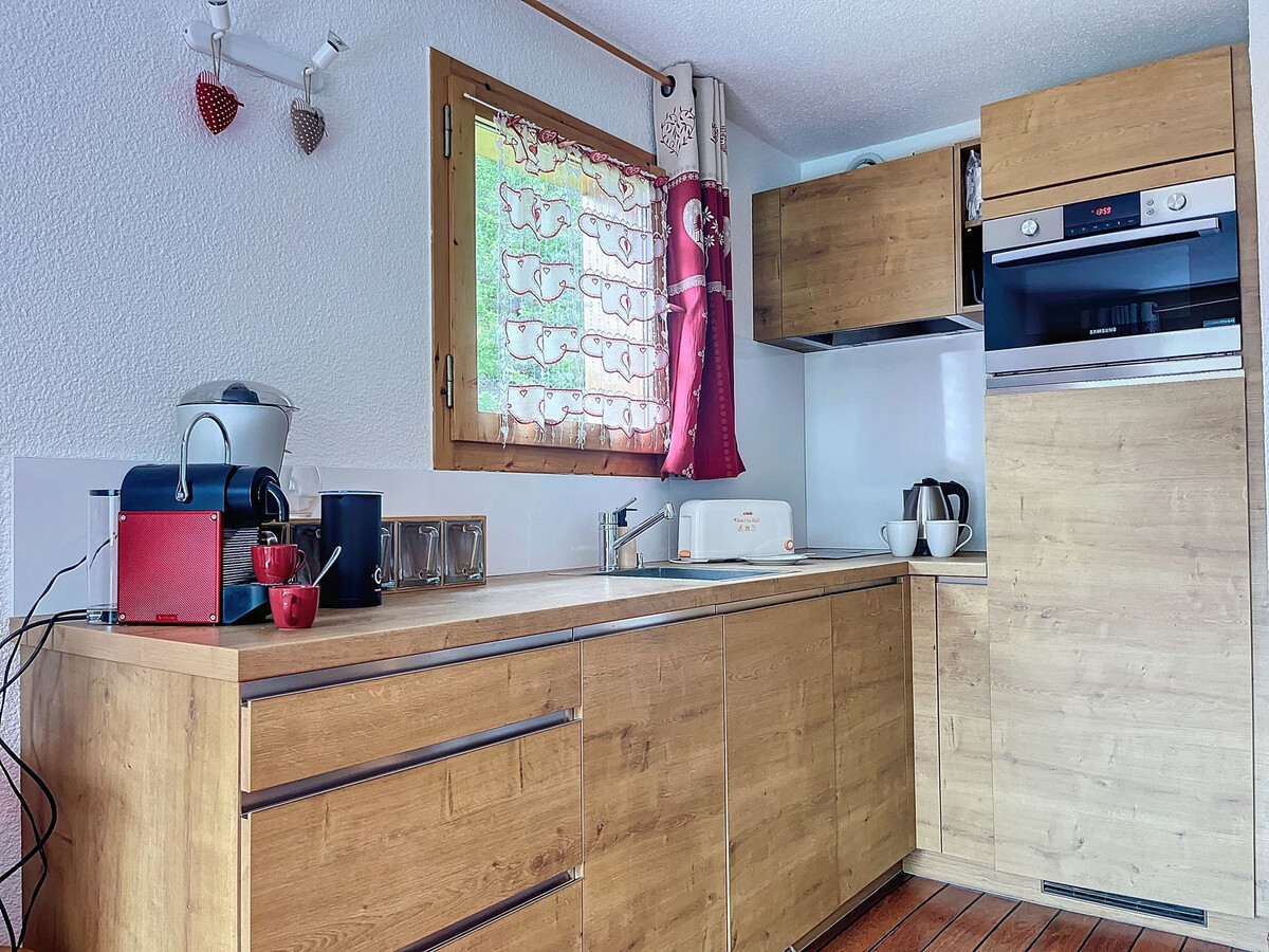 Appartement 30 m² rénové à Mottaret, accès pistes skis - Photo 3