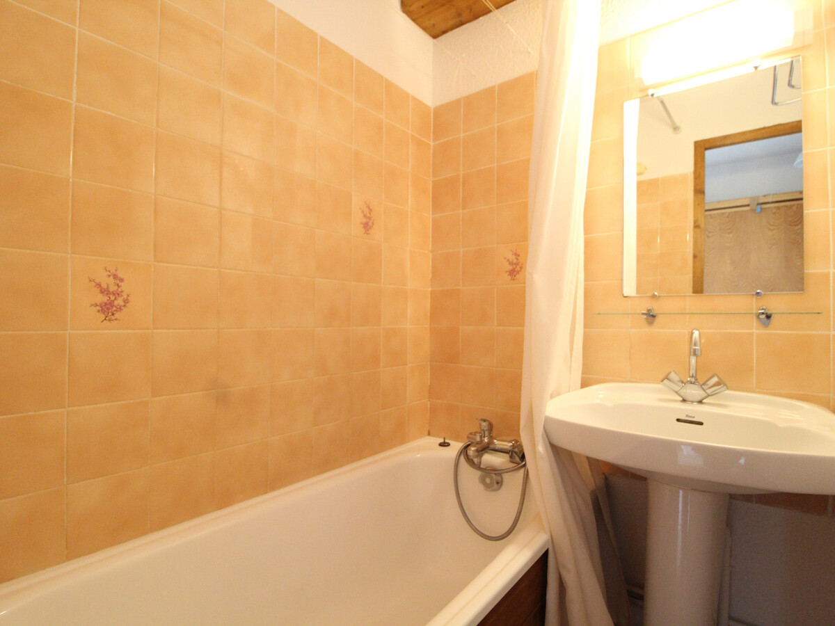 Appartement 5 pers. balcon à Lanslevillard, casier à skis - Photo 8