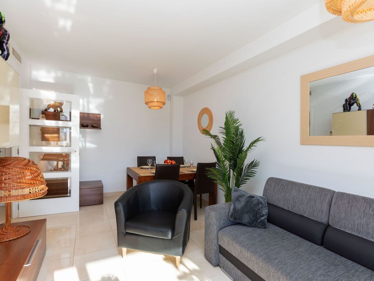 Tramontana : Appartement 70 m² à 300 m de la plage - Photo 9