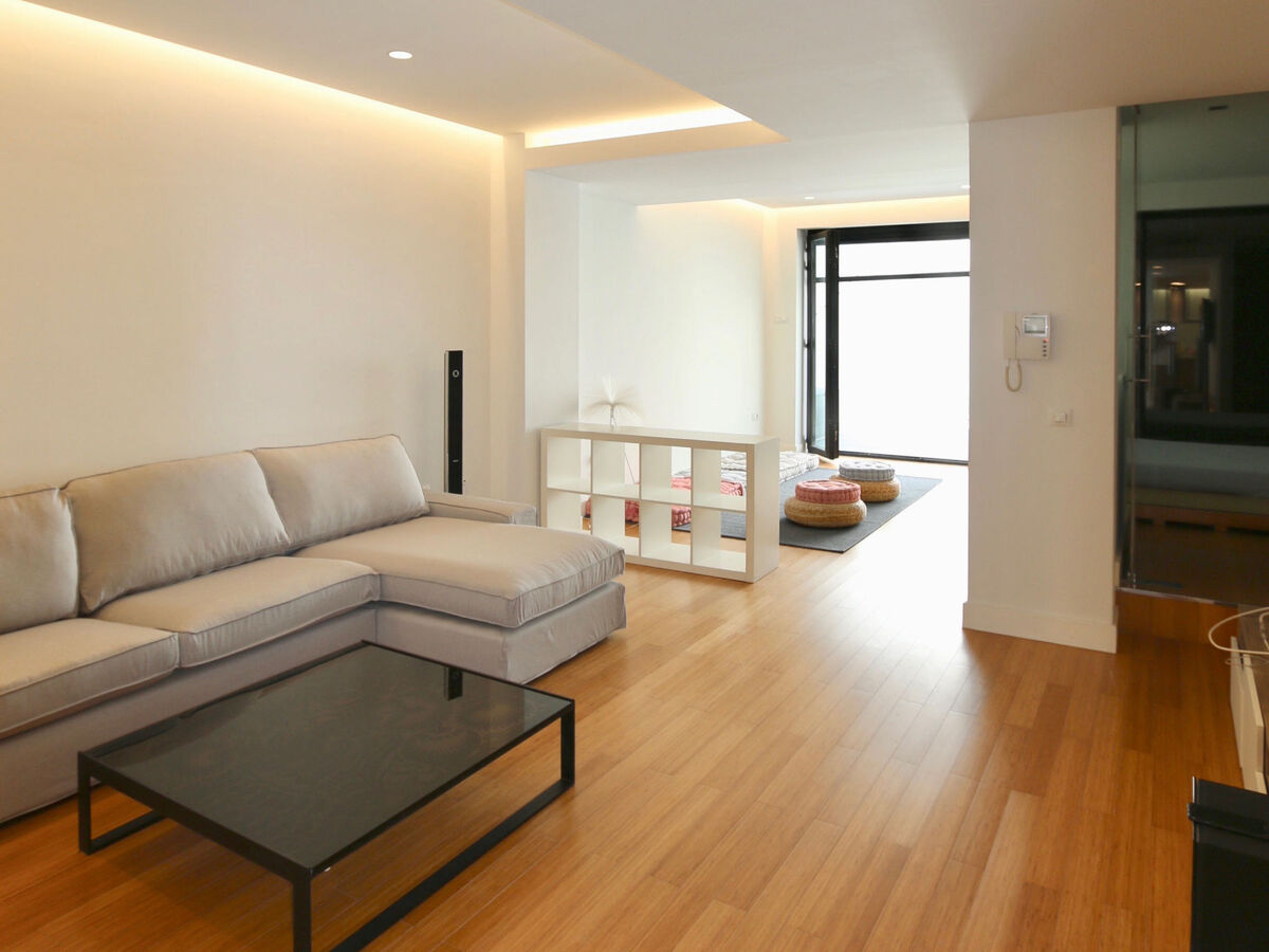 Loft Villalonga – appartement 180 m² à Valence, piscine privée - Photo 3