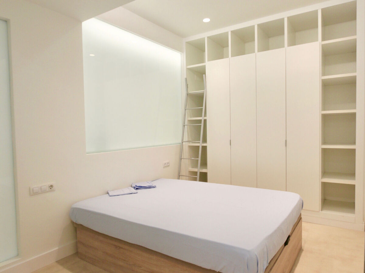 Loft Villalonga – appartement 180 m² à Valence, piscine privée - Photo 5