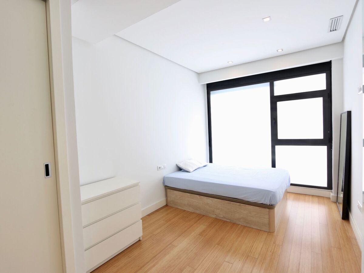 Loft Villalonga – appartement 180 m² à Valence, piscine privée - Photo 13