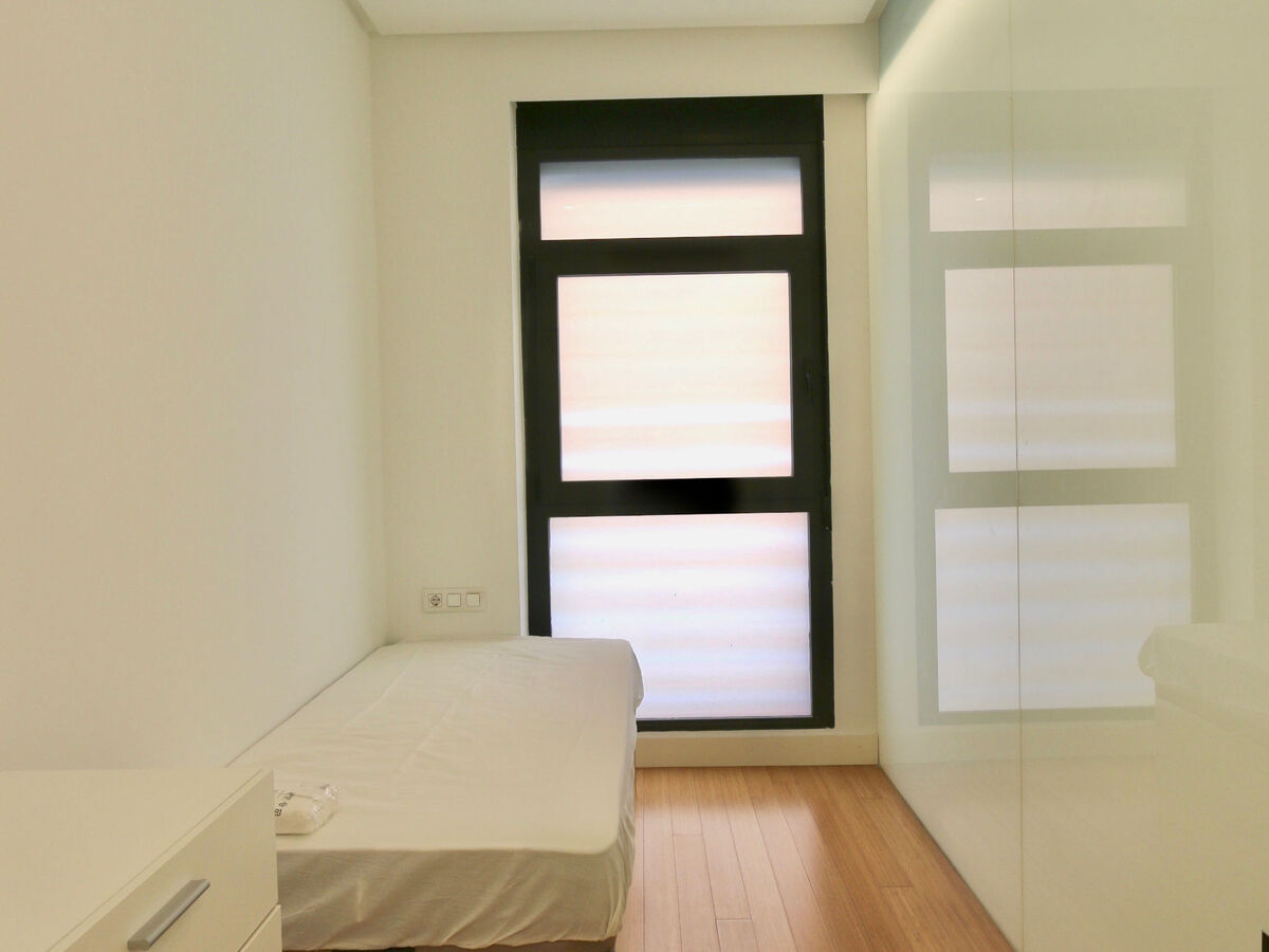 Loft Villalonga – appartement 180 m² à Valence, piscine privée - Photo 14