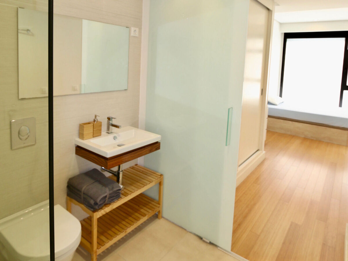 Loft Villalonga – appartement 180 m² à Valence, piscine privée - Photo 19