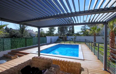 Maison provençale avec piscine privée à Rochefort du Gard : photo 2