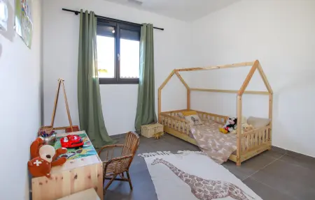 Maison provençale avec piscine privée à Rochefort du Gard : photo 18