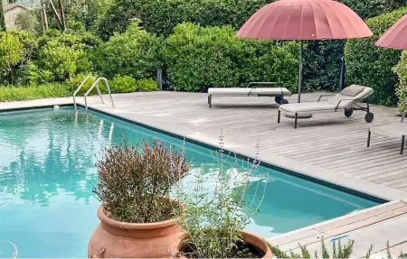 Maison du 17e siècle avec piscine à Lussan : photo 10