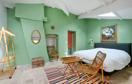 Maison du 17e siècle avec piscine à Lussan : photo 41