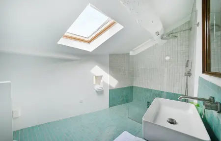 Maison du 17e siècle avec piscine à Lussan : photo 44