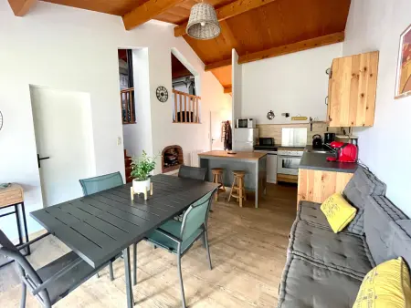Maison rénovée 5 couchages à Brétignolles avec pergola bioclimatique : photo 7