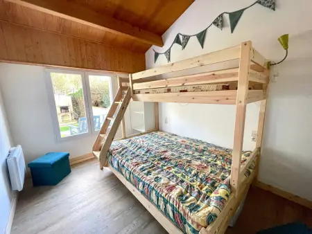 Maison rénovée 5 couchages à Brétignolles avec pergola bioclimatique : photo 11