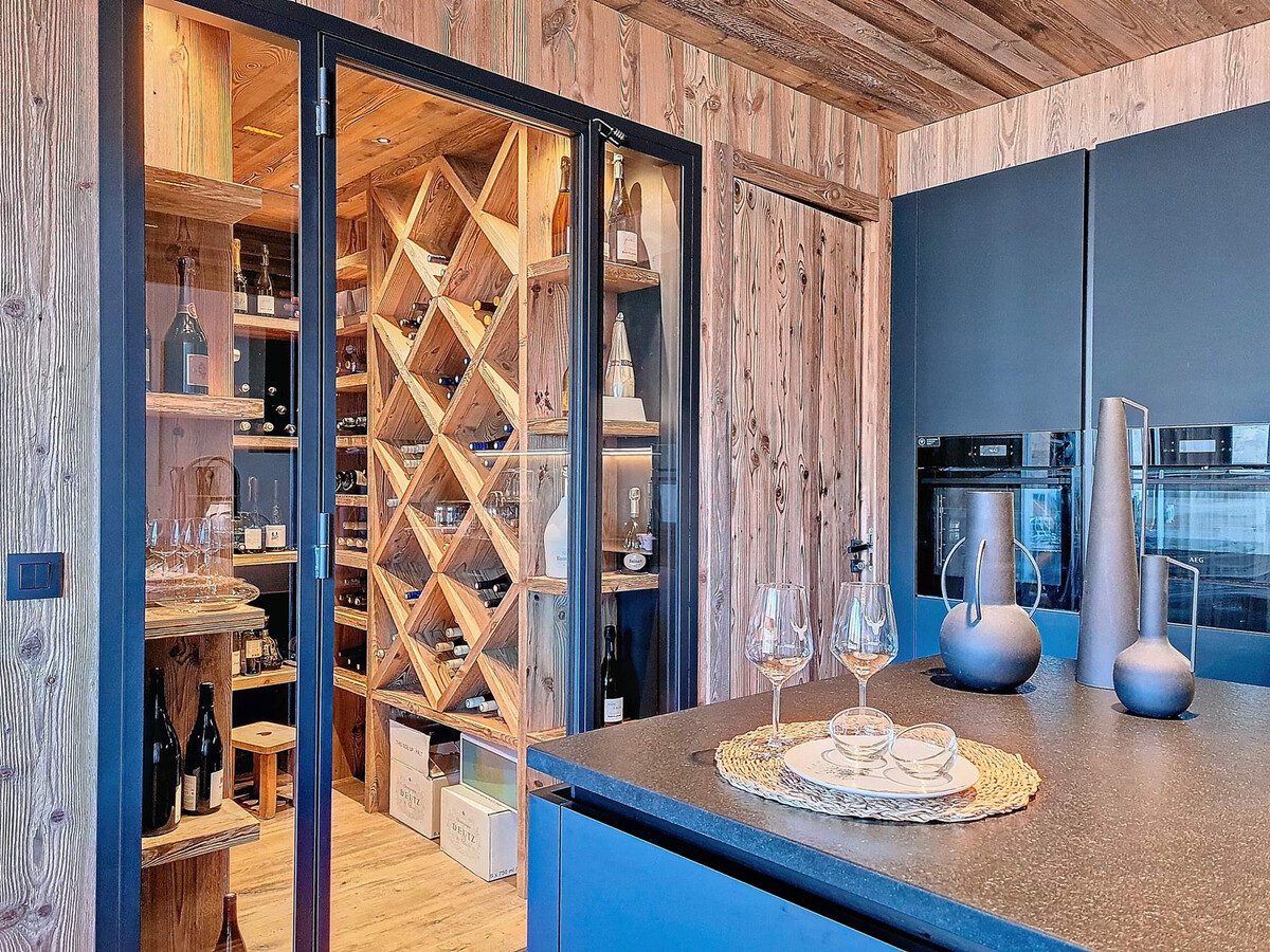 Chalet 6 chambres avec spa, cinéma et jacuzzi aux 3 Vallées - Photo 6