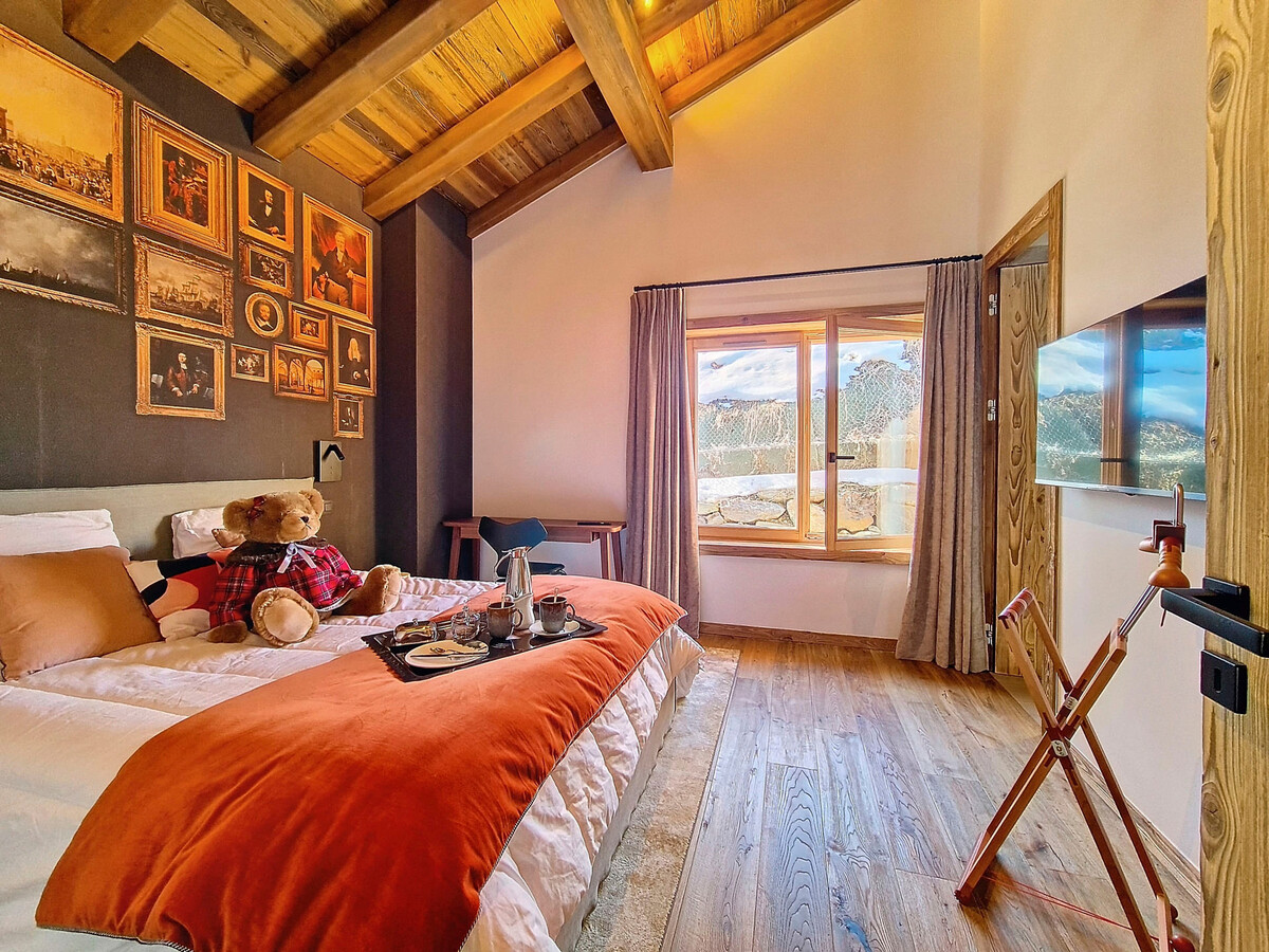 Chalet 6 chambres avec spa, cinéma et jacuzzi aux 3 Vallées - Photo 8