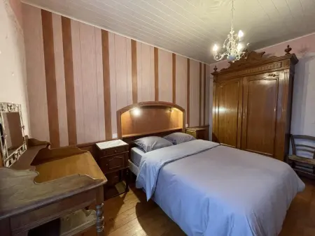 Gîte 10 pers. avec terrasse et accès randonnée à Ferrières-sur-Sichon : photo 9