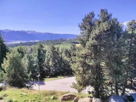 Appartement vue station, 2e étage avec balcon à Bolquère : photo 9