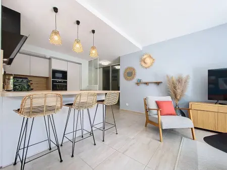 Appartement standing derniers étages, terrasse sud-ouest, accès plage : photo 9