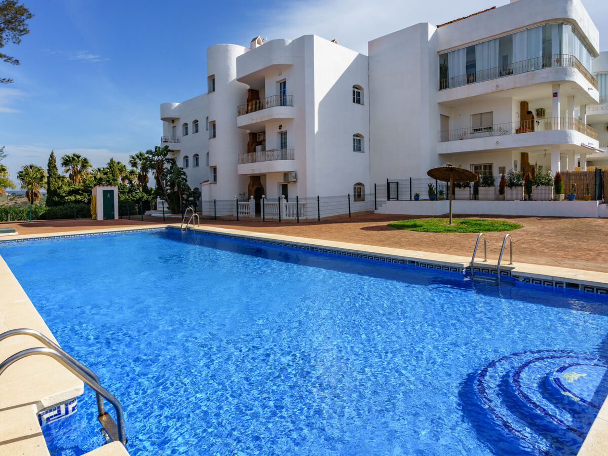 Las Brisas Estepona Golf – 139 m², terrasses, piscine - Photo 1