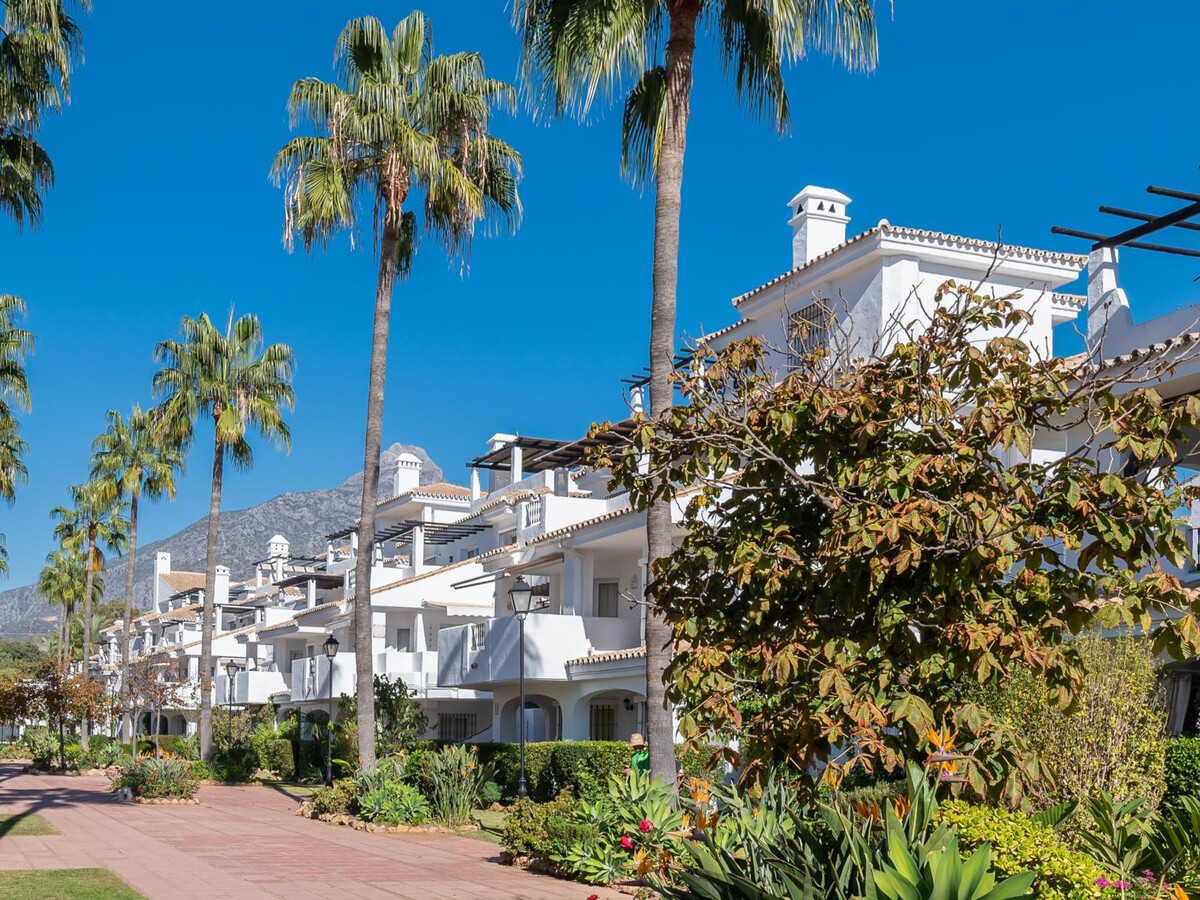 Appartement 2 chambres à Puerto Banús, piscine et terrasse barbecue - Photo 2