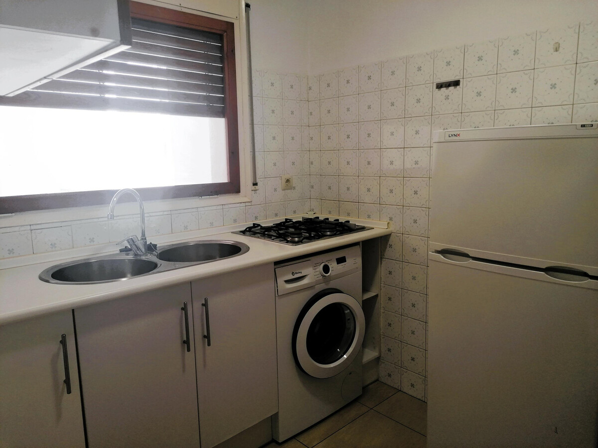 Appart 6 pers à Roses, 80m plage avec terrasse - Photo 12
