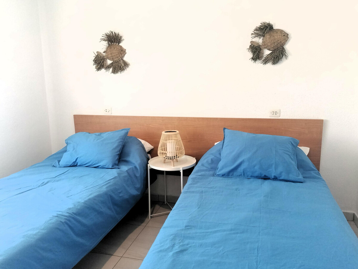 Appart 6 pers à Roses, 80m plage avec terrasse - Photo 14
