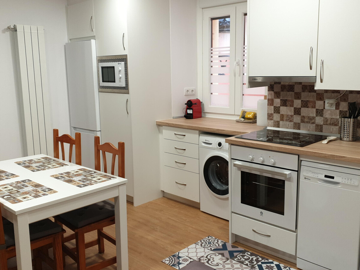 Appartement 6 pers centre-ville Jaca, Calle Mayor - Photo 5