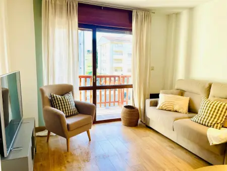 Appartement Jaca, 2 chambres, piscine et garage : photo 3