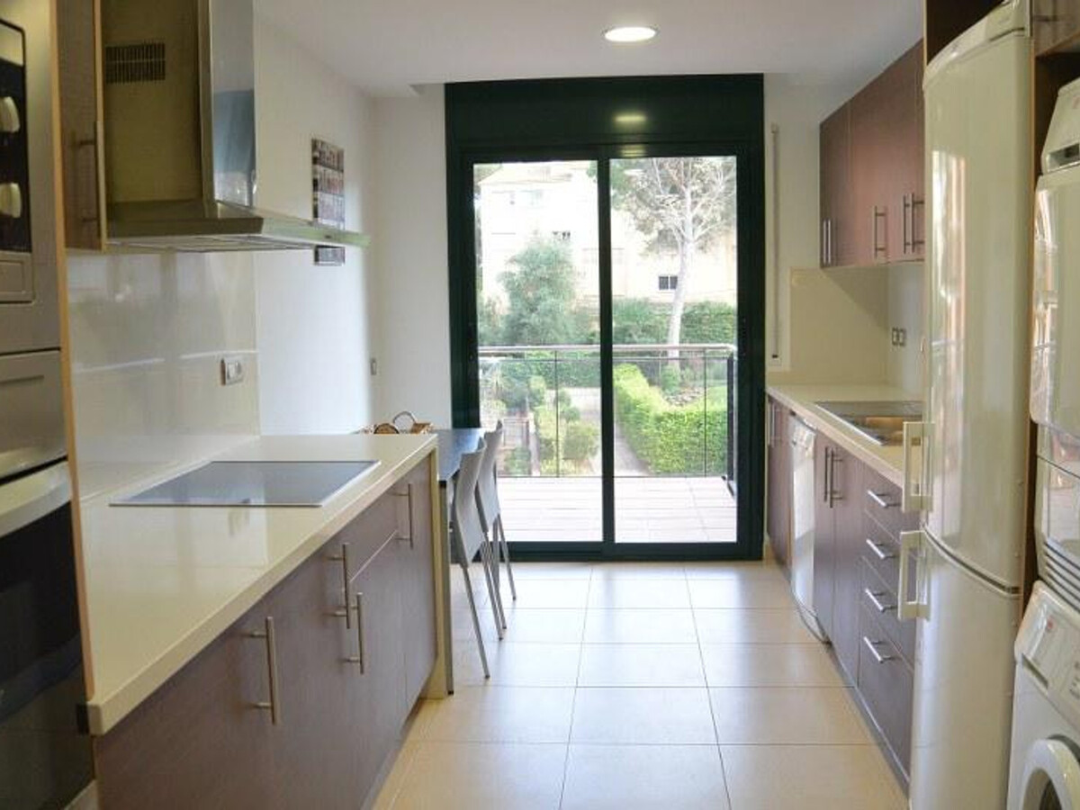 Appartement 3 chambres Pals, piscine face au golf - Photo 7