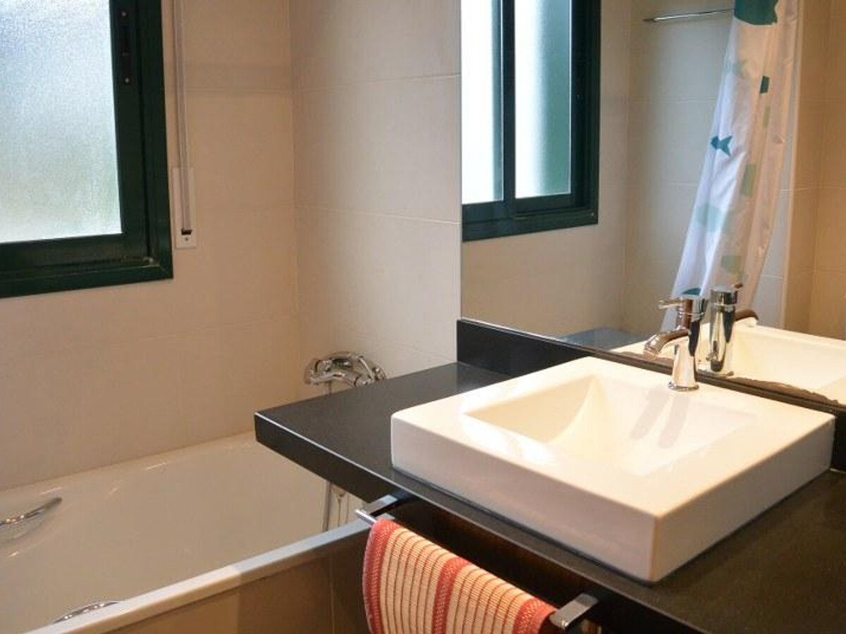 Appartement 3 chambres Pals, piscine face au golf - Photo 12