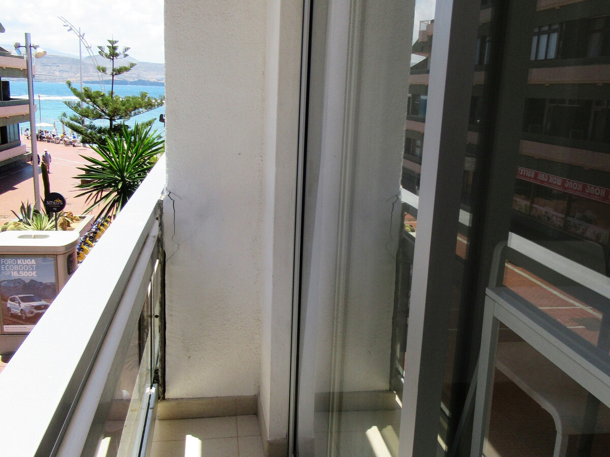 Loft 35 m² face à Las Canteras, balcon et WiFi - Photo 14