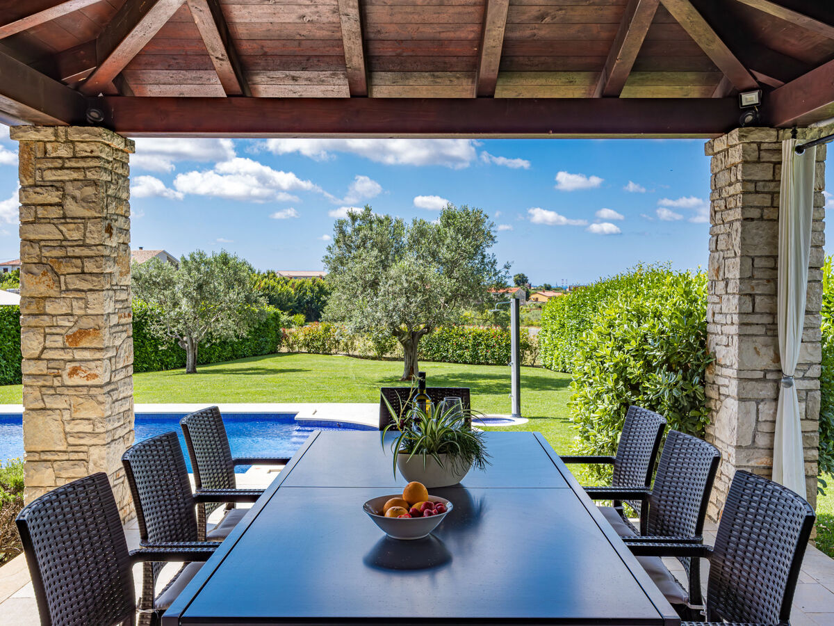 Villa De Flora, 9 pers., piscine privée près de Pula - Photo 9