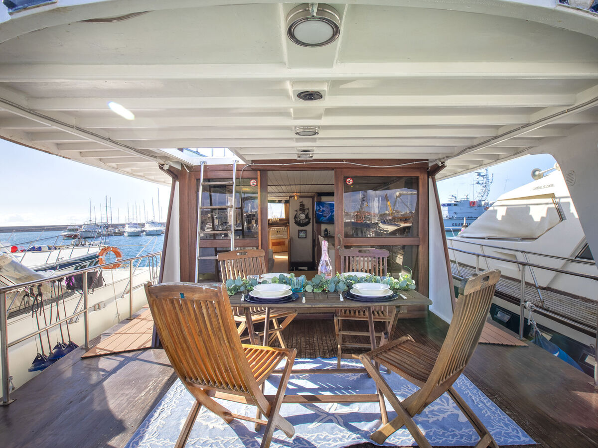 Maison flottante Alicudi : 12 pers. au bord de la mer - Photo 5
