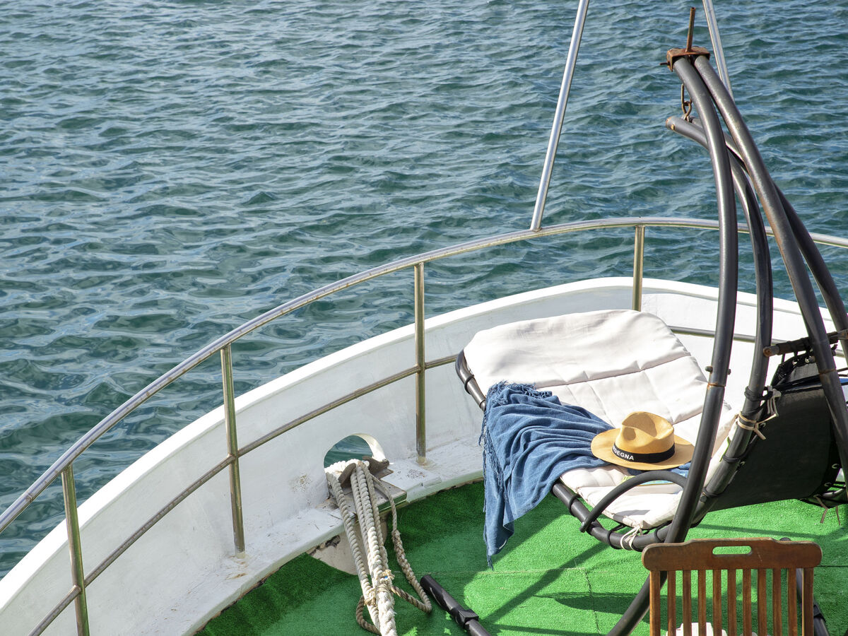 Maison flottante Alicudi : 12 pers. au bord de la mer - Photo 9