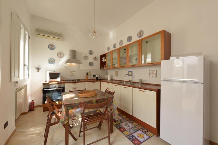 Il Giardino delle Meraviglie, maison avec piscine à Floridia - Photo 18