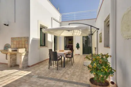 Il Giardino delle Meraviglie Einzelhaus fuer 4 Pers mit Privatpool, Maison de vacances avec piscine privée, Floride - Photo 31