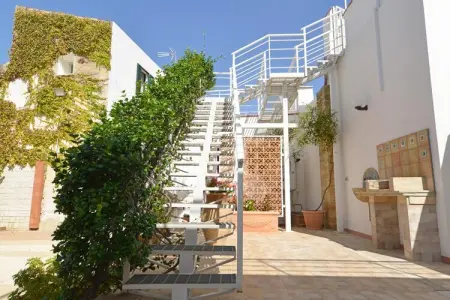 Il Giardino delle Meraviglie Einzelhaus fuer 4 Pers mit Privatpool, Maison de vacances avec piscine privée, Floride - Photo 35