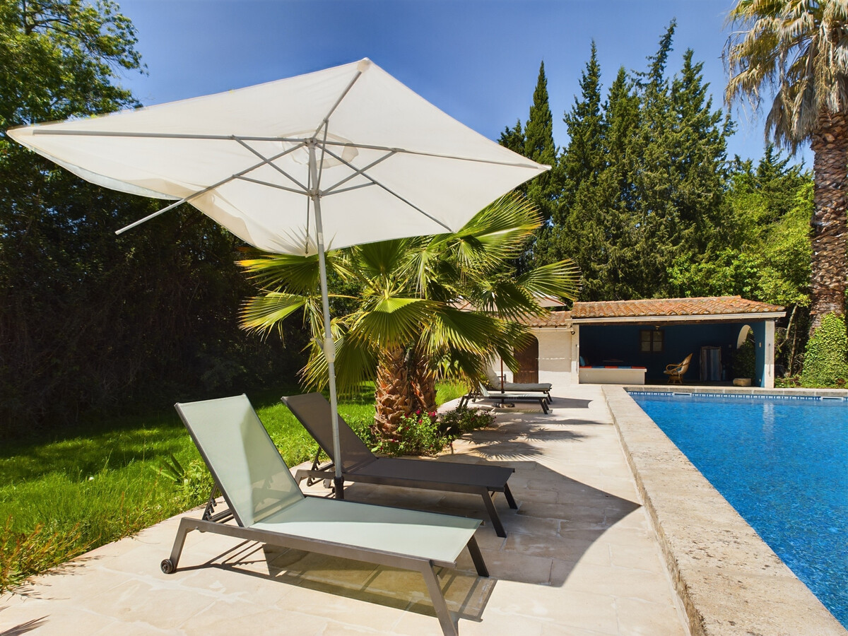 Mas provençal 6 chambres, piscine 15x6m et pool houses - Photo 2