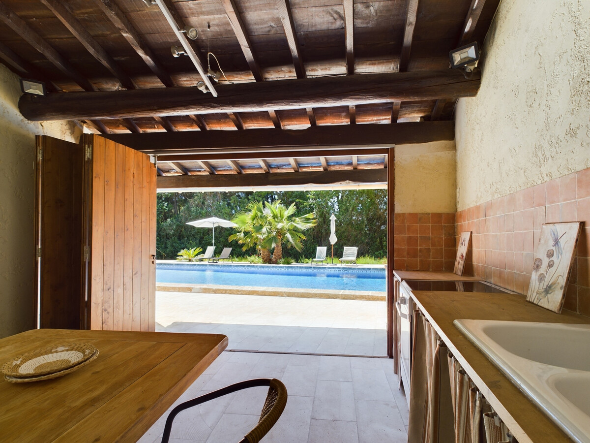 Mas provençal 6 chambres, piscine 15x6m et pool houses - Photo 6