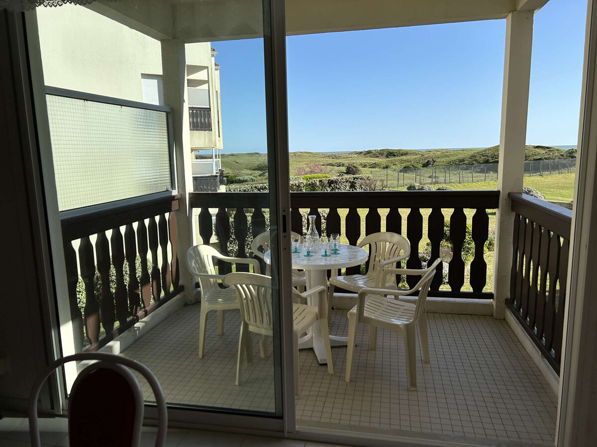 Appartement 2 pièces balcon face aux dunes - Saint-Jean-de-Monts - Photo 3