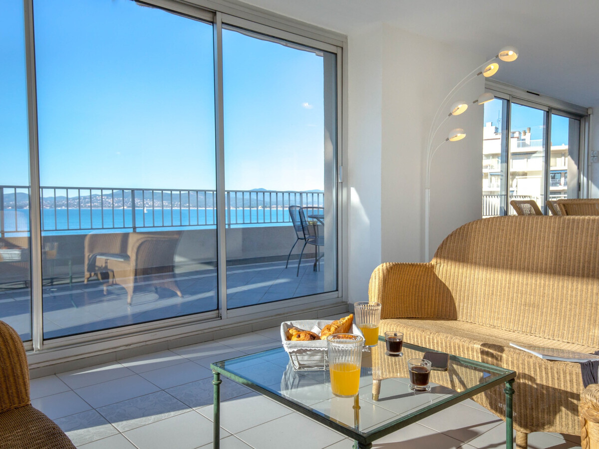 Appart 2 pièces climatisé, plage 50m, terrasse panoramique - Photo 6