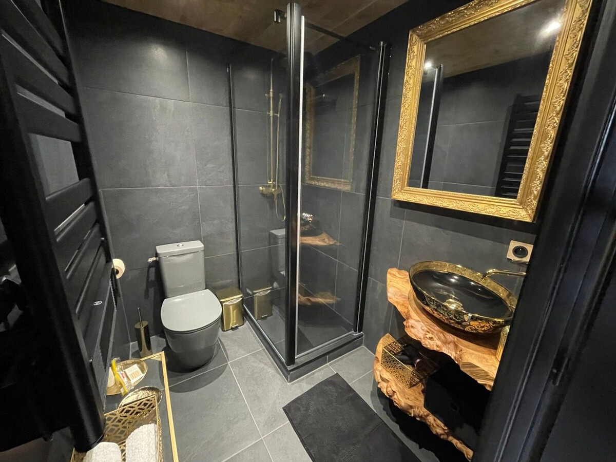 Longère 75 m² avec piscine chauffée près de Bourges - Photo 12