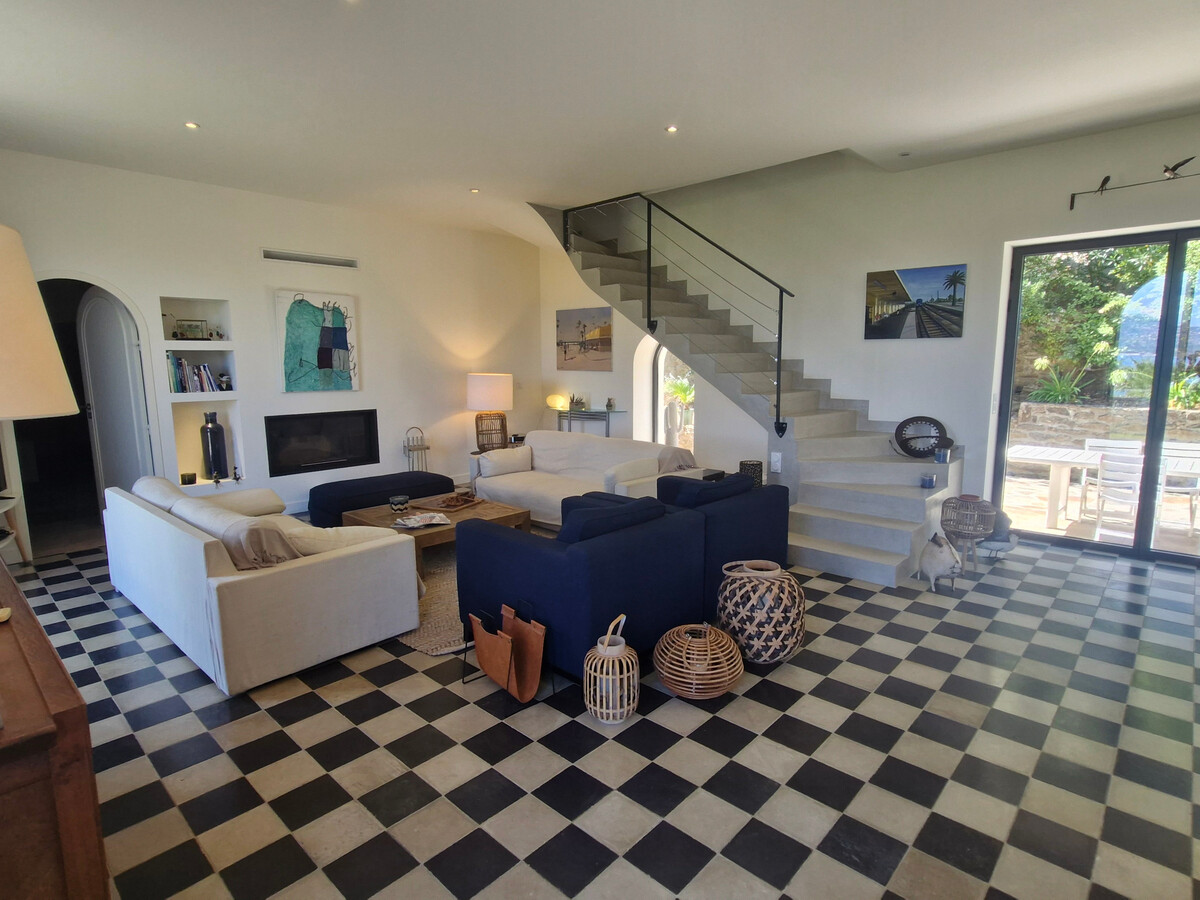 Villa 8 Pièces avec piscine privée et vue mer à Sainte-Maxime - Photo 7
