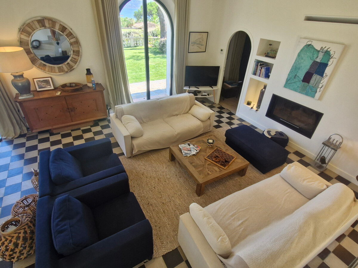 Villa 8 Pièces avec piscine privée et vue mer à Sainte-Maxime - Photo 10