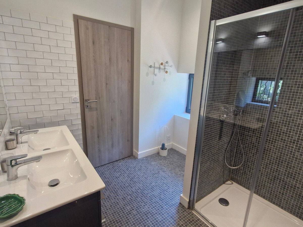 Villa 8 Pièces avec piscine privée et vue mer à Sainte-Maxime - Photo 26