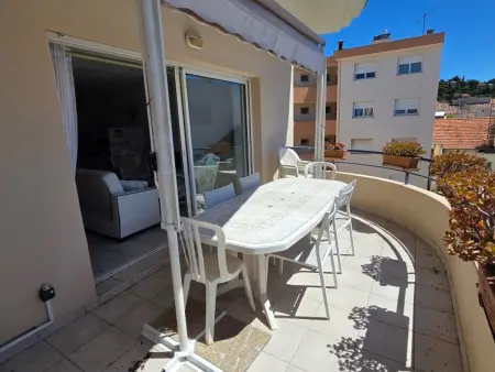 Appartement 3 pièces climatisé et terrasse, centre Sainte-Maxime : photo 32