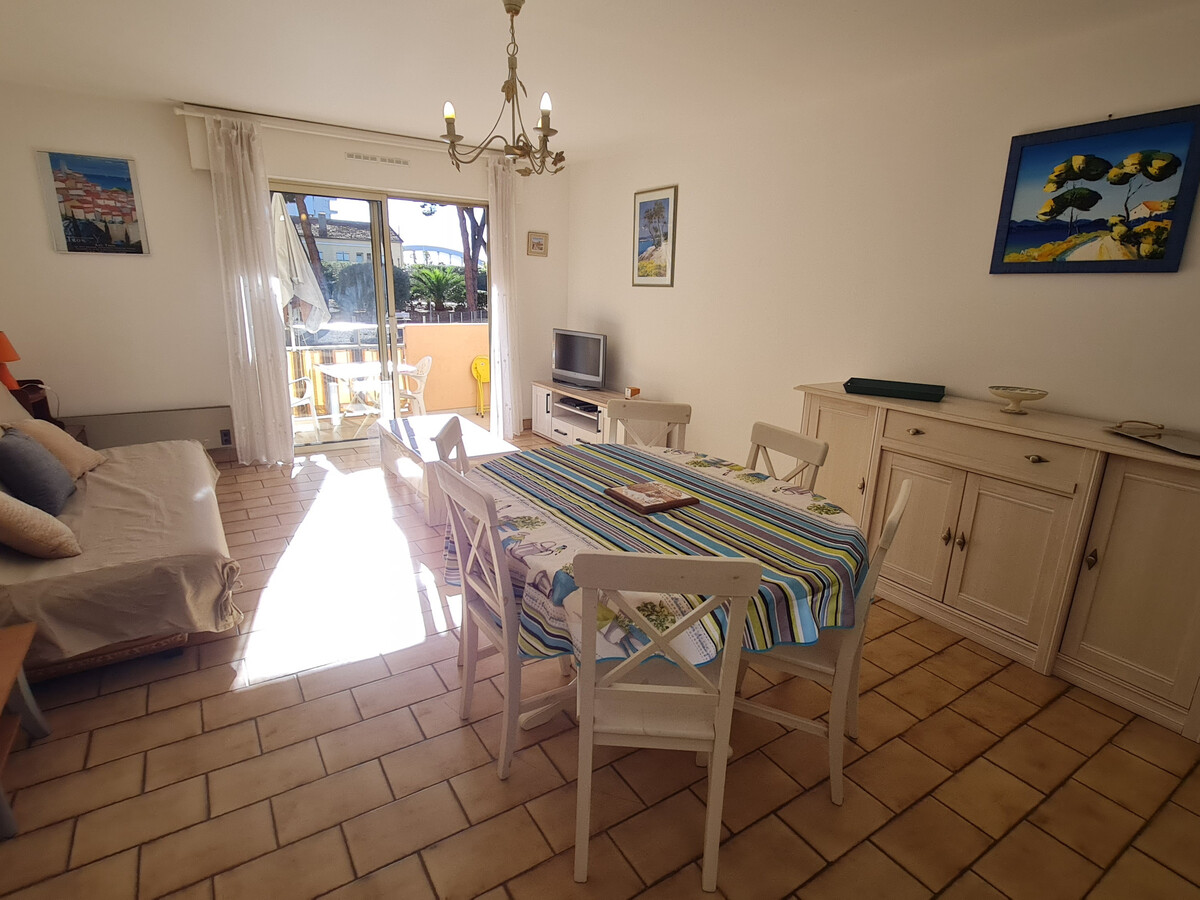 Appartement 2 pièces climatisé, piscine et parking à Sainte-Maxime - Photo 4
