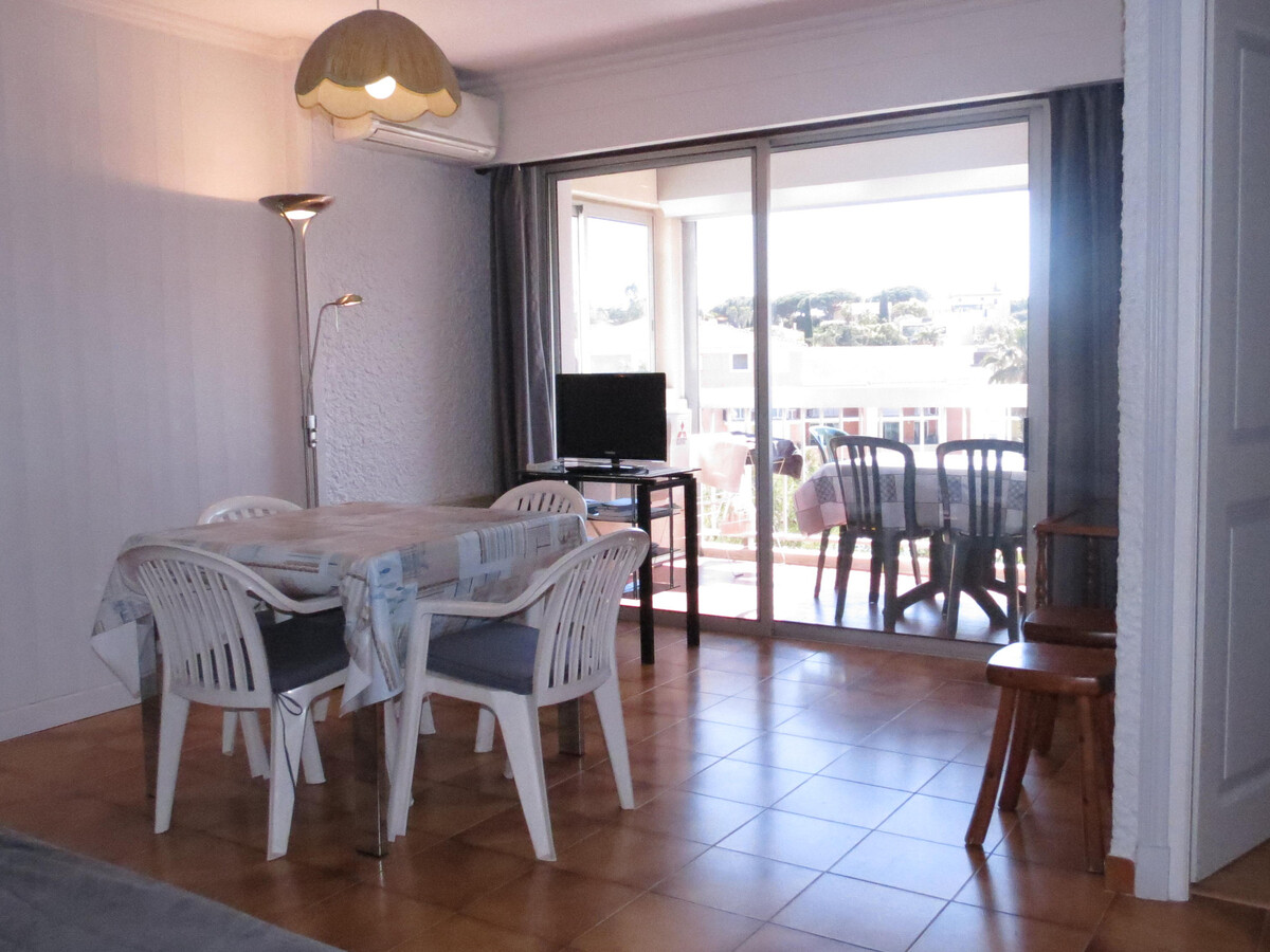 Appartement 2 pièces climatisé, 200 m plage, parking - Photo 3