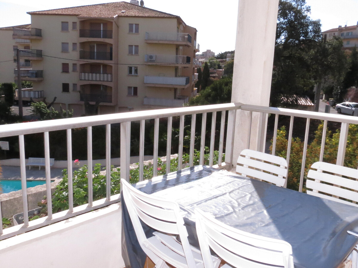 Appartement 2 pièces climatisé, garage privé à Sainte-Maxime - Photo 2