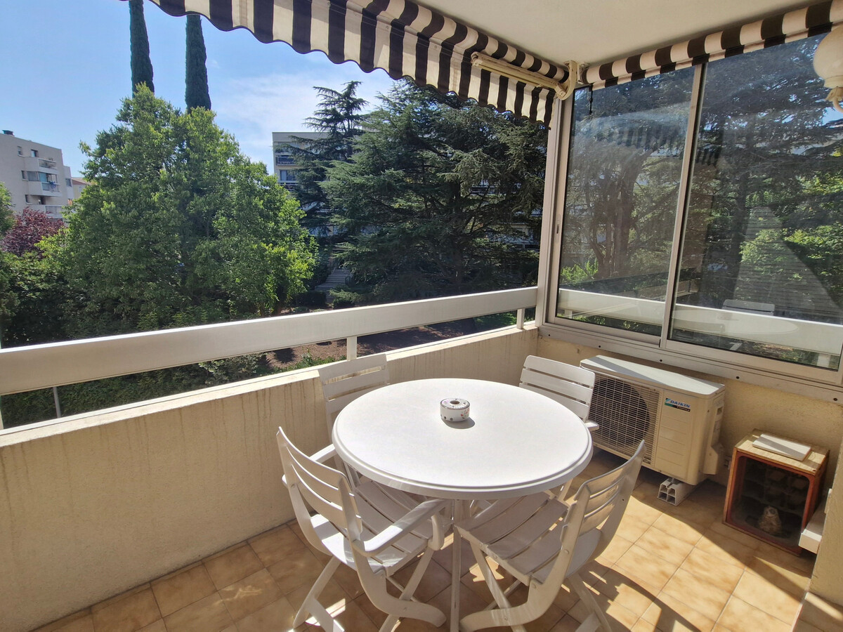 Appartement 2P balcon sud, parking, petits animaux à Sainte-Maxime - Photo 1