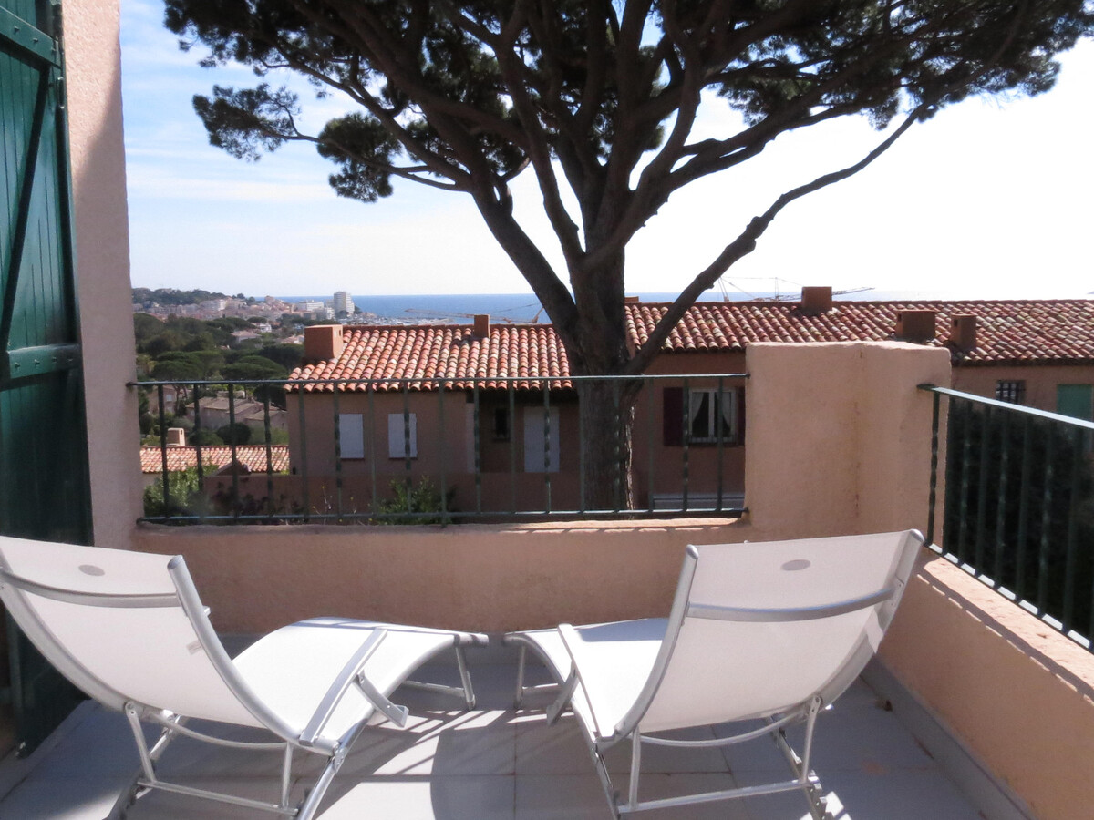 Appartement 3 pièces + mezzanine, vue mer à Sainte-Maxime - Photo 4